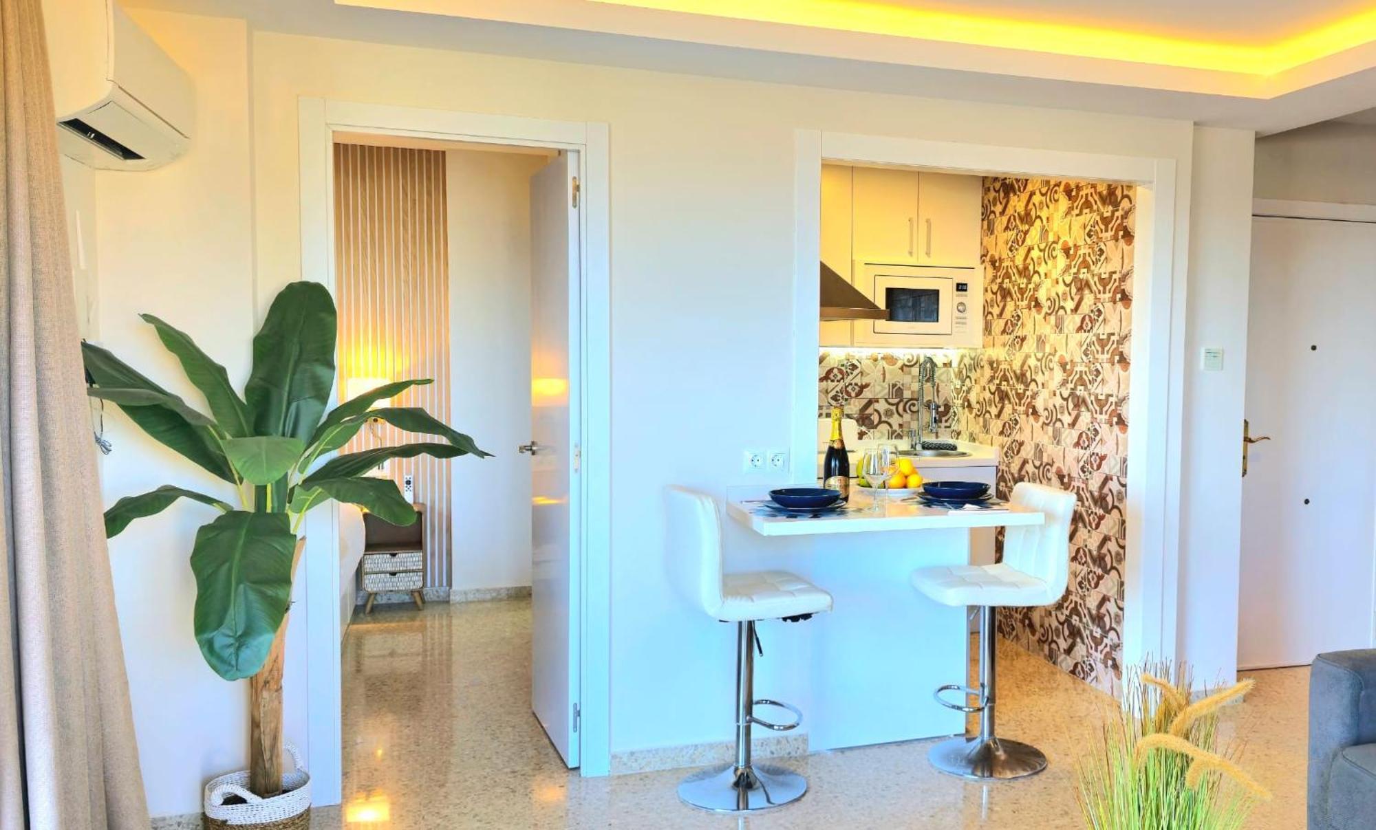 Seaview Retreat Torremolinos City Center, With Pool And Amazing Views By Namaste Elite 外观 照片